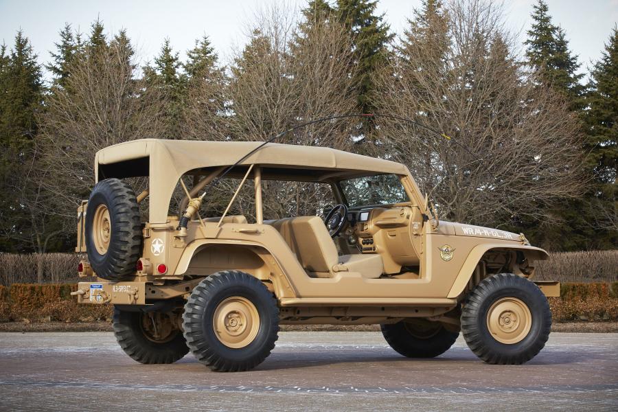  Jeep Wrangler Staff Car Concept 2015 года  (фото 2 из 23)